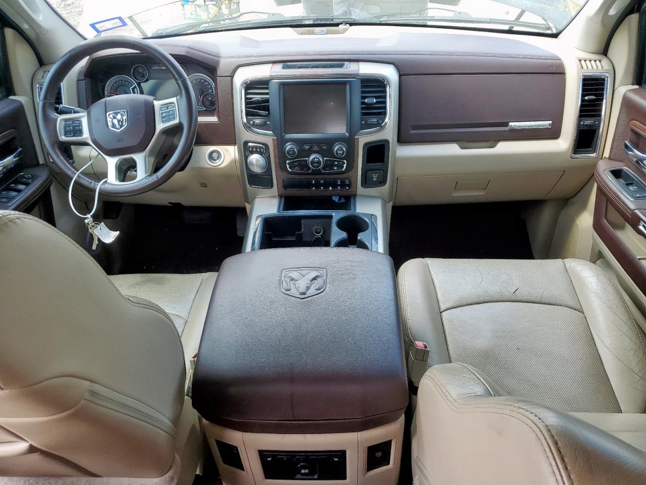 2015 Ram 1500 Laramie VIN: 1C6RR6NT1FS624574 Lot: 70750695