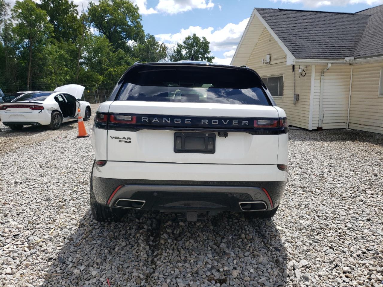 2018 Land Rover Range Rover Velar R-Dynamic Se VIN: SALYL2RV9JA772571 Lot: 70702645