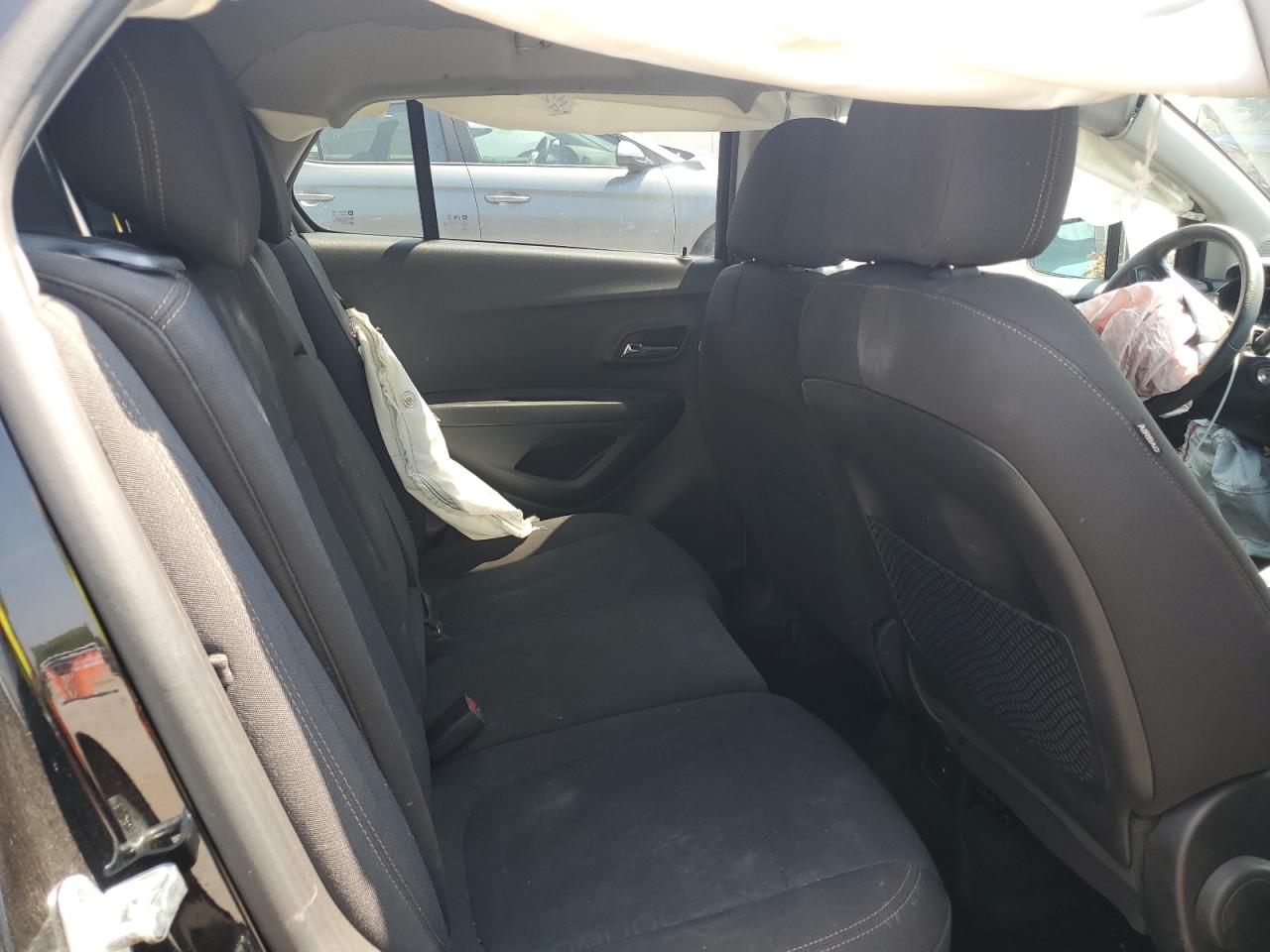 2020 Chevrolet Trax Ls VIN: KL7CJKSB7LB037377 Lot: 69199815