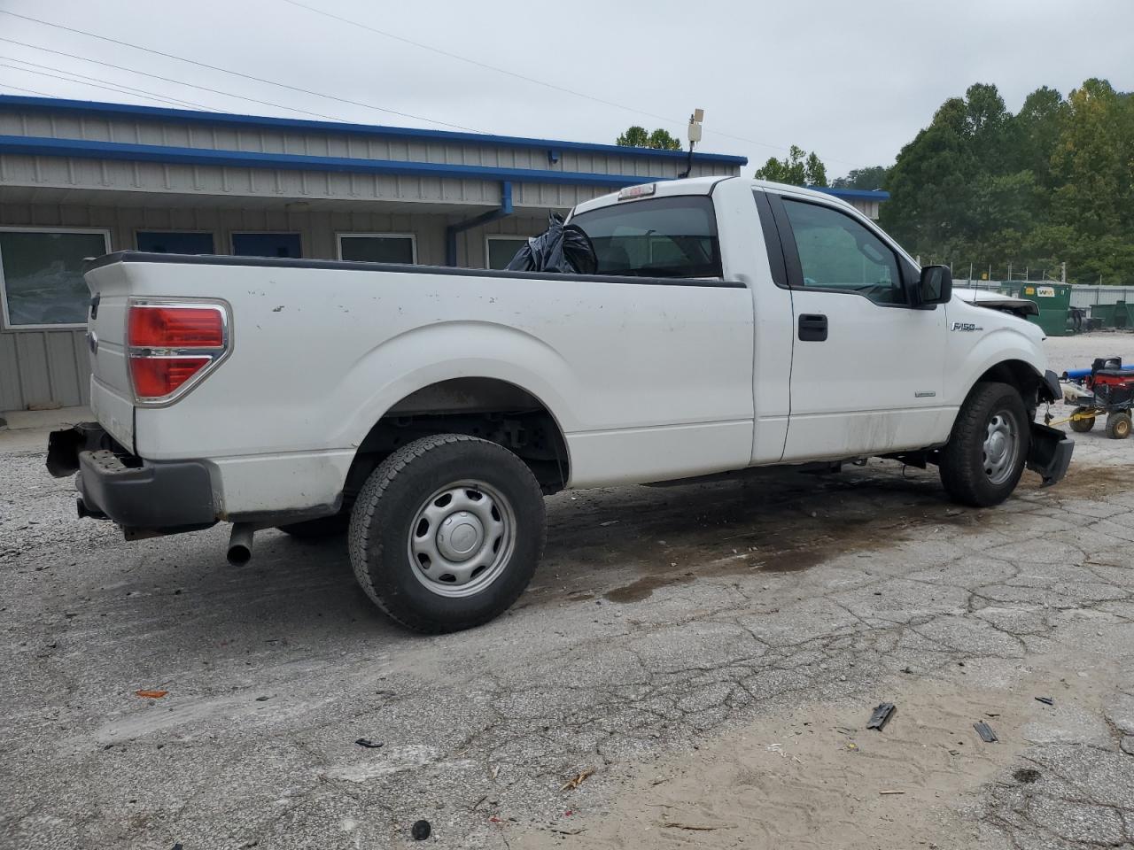 2013 Ford F150 white pickup gas 1FTNF1CTXDKF43415 photo #4
