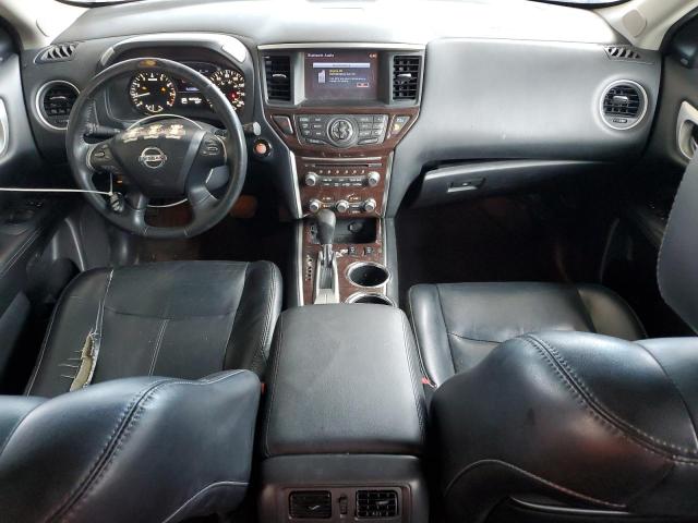  NISSAN PATHFINDER 2015 Czerwony