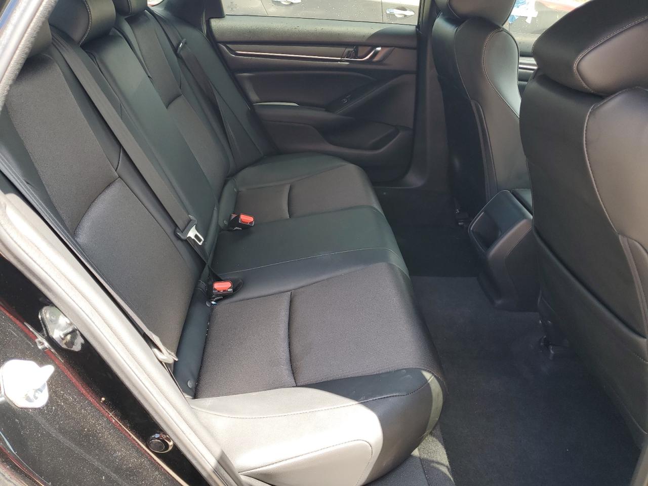 2022 Honda Accord Hybrid Sport VIN: 1HGCV3F2XNA044017 Lot: 70637805