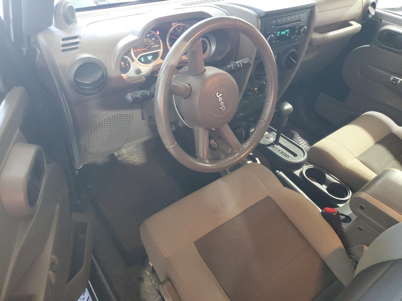 2010 Jeep Wrangler Sport VIN: 1J4AA2D17AL229270 Lot: 69908015