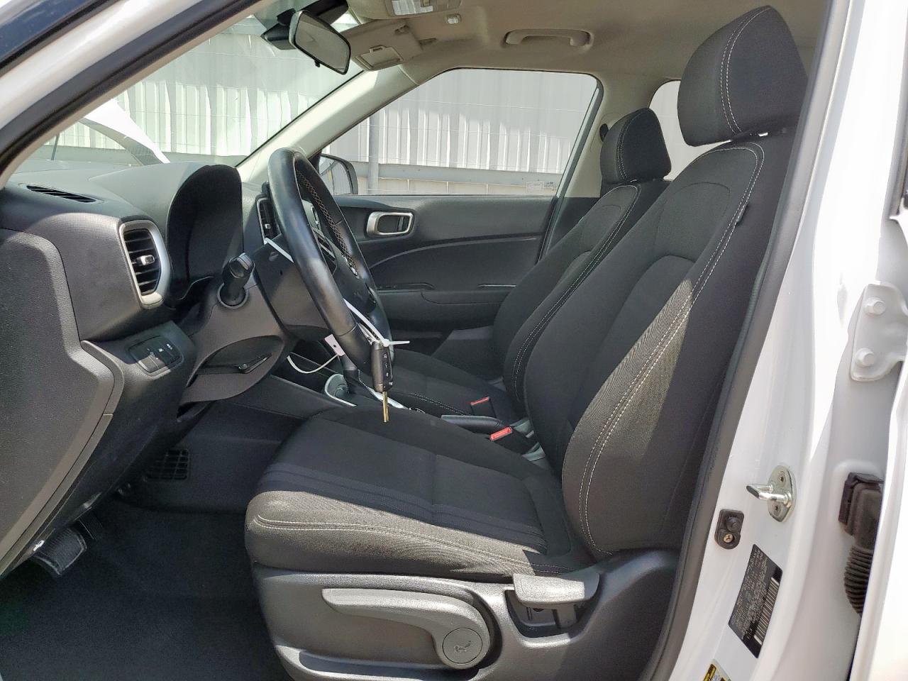 2021 Hyundai Venue Sel VIN: KMHRC8A32MU129549 Lot: 70511075