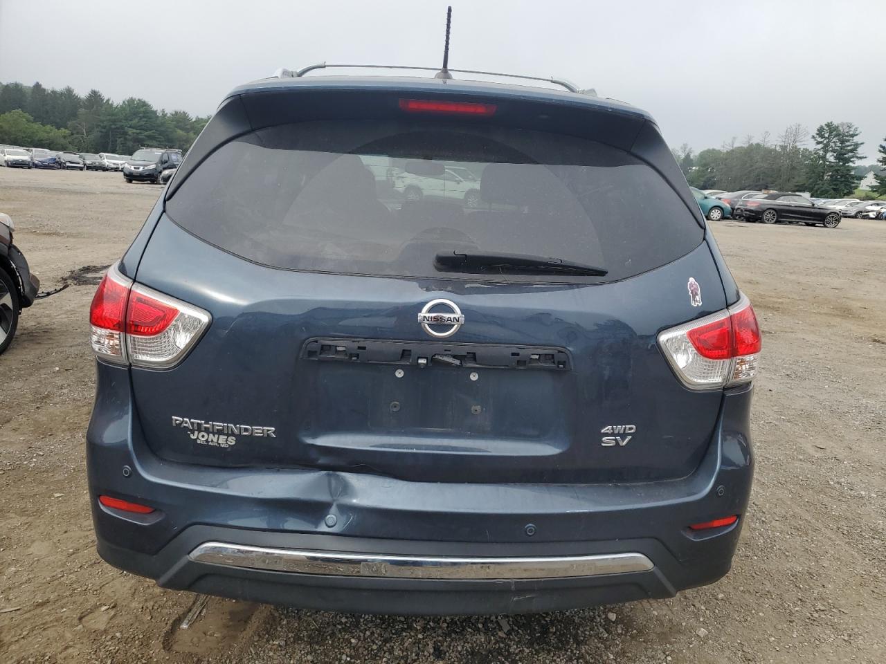 2015 Nissan Pathfinder S VIN: 5N1AR2MM7FC701897 Lot: 64020835