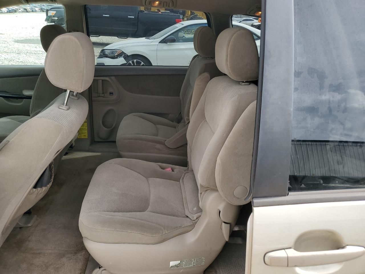 2005 Toyota Sienna Ce VIN: 5TDZA23C95S231036 Lot: 68925575