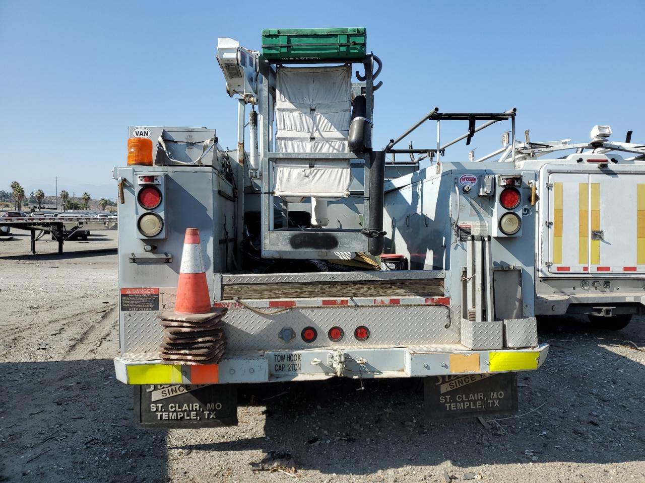 2008 Ford F450 Super Duty VIN: 1FD4F47Y08EB87088 Lot: 64674195