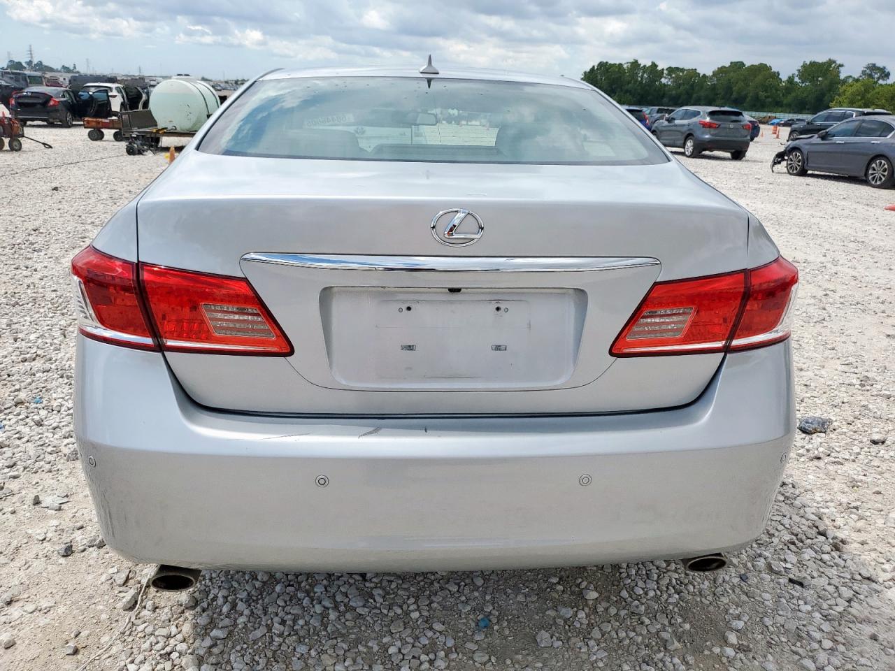 2011 Lexus Es 350 VIN: JTHBK1EG7B2442200 Lot: 68446605