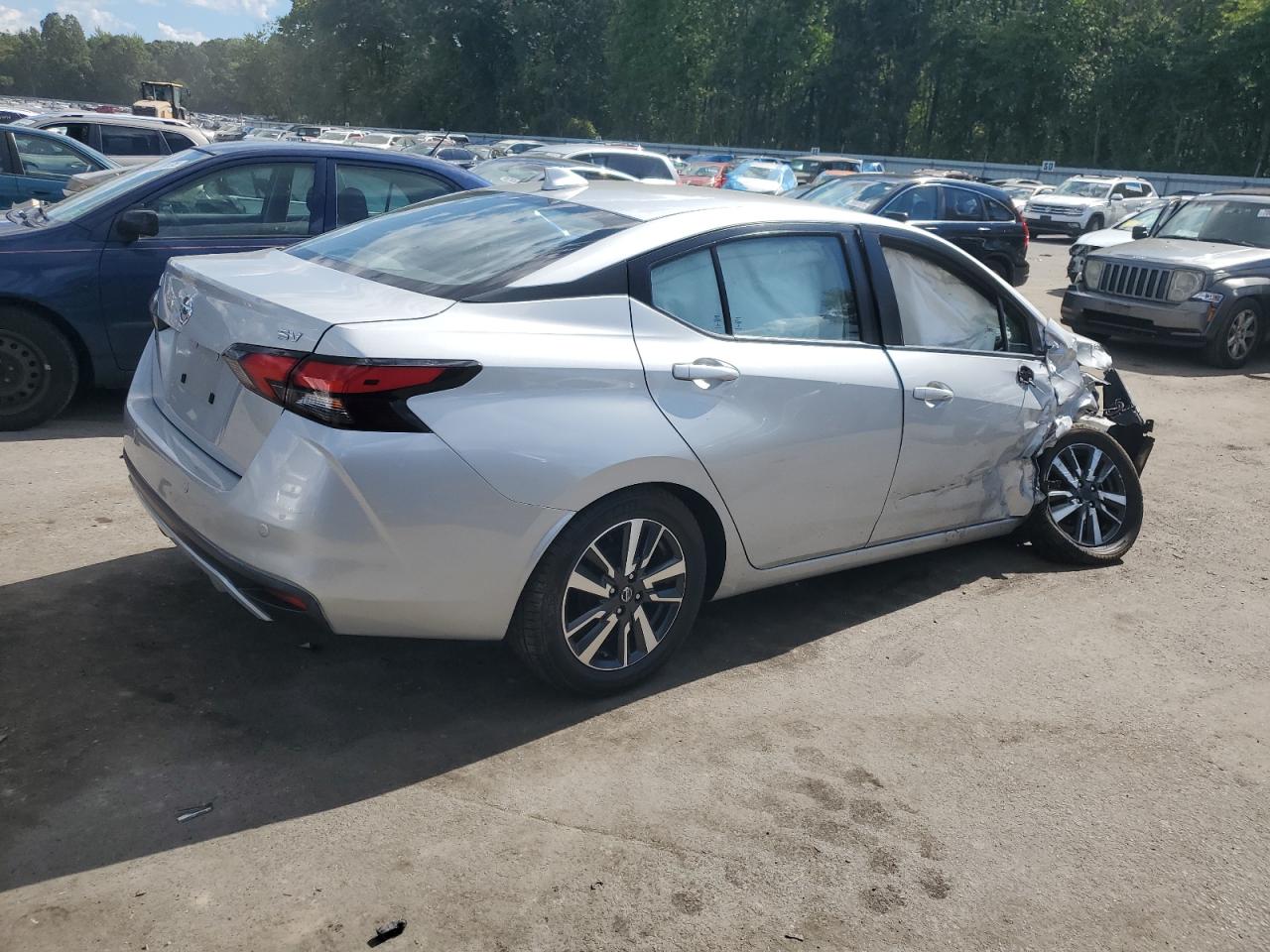2021 Nissan Versa Sv silver null gas 3N1CN8EVXML834158 photo #4
