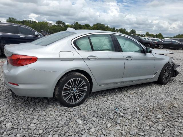  BMW 5 SERIES 2019 Серебристый