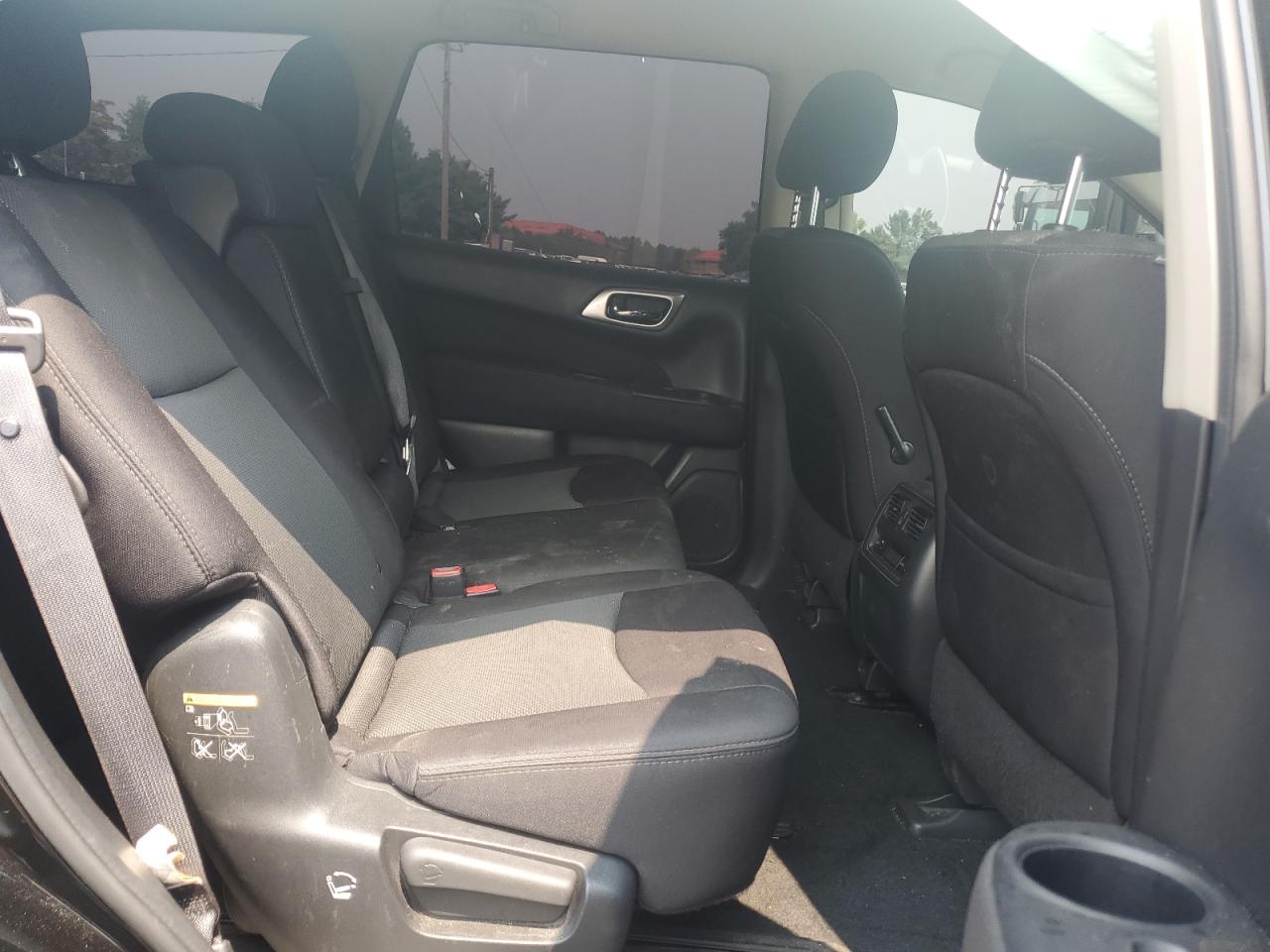 2017 Nissan Pathfinder S VIN: 5N1DR2MM7HC680663 Lot: 67347895