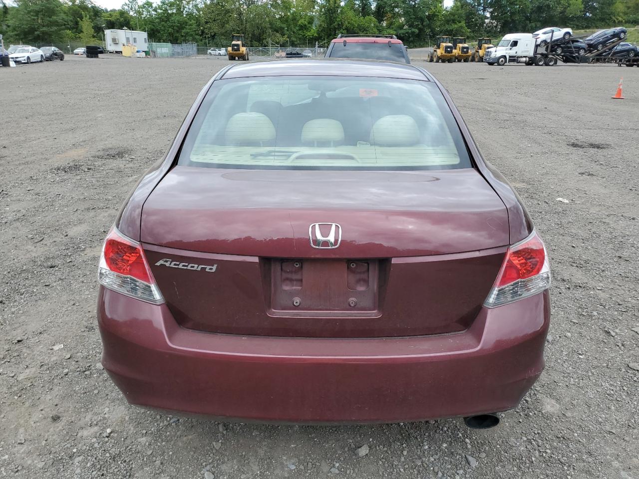 2010 Honda Accord Ex VIN: 1HGCP2F76AA137689 Lot: 70636575