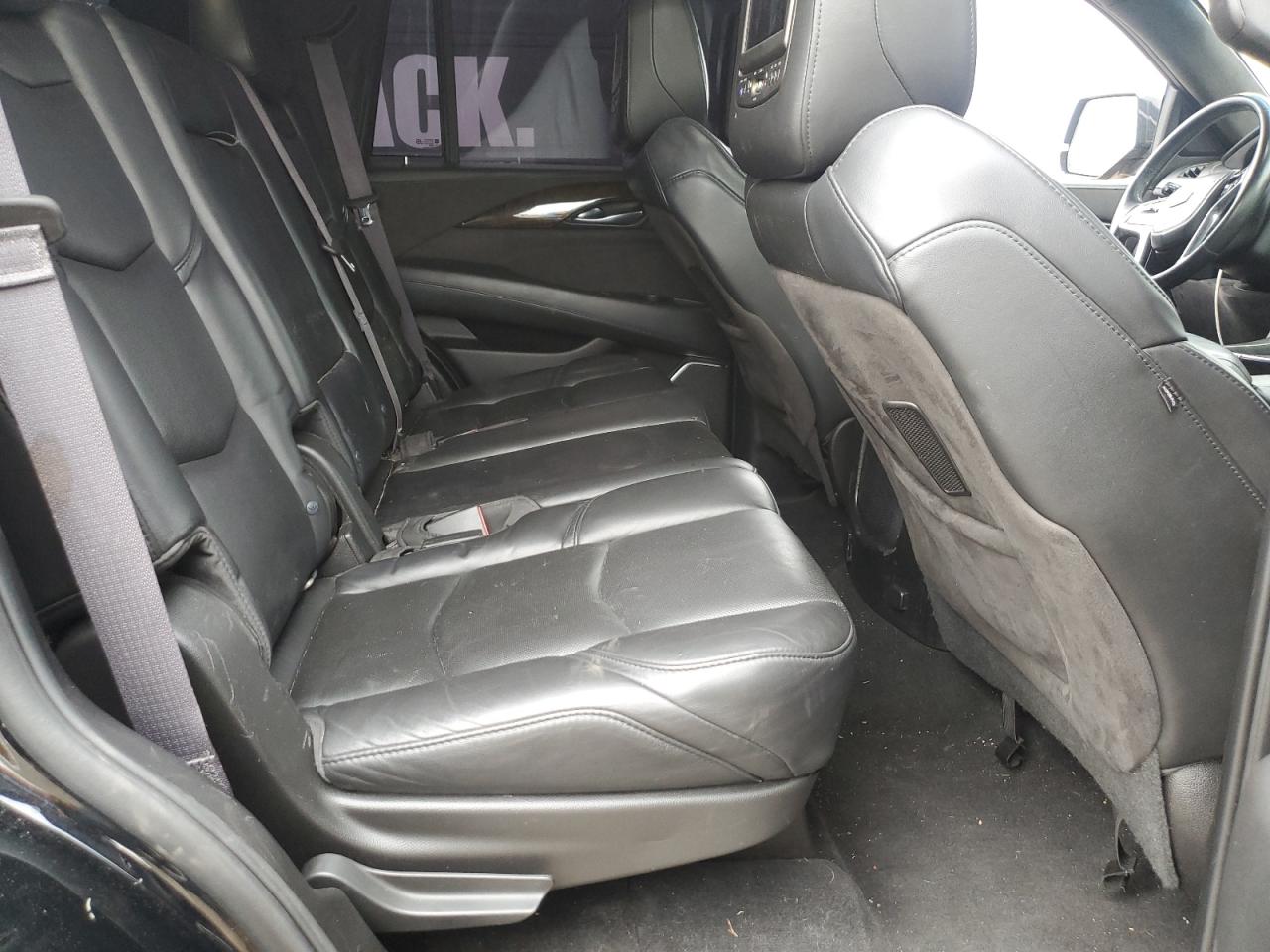 2017 Cadillac Escalade Platinum VIN: 1GYS4DKJXHR141671 Lot: 70681615