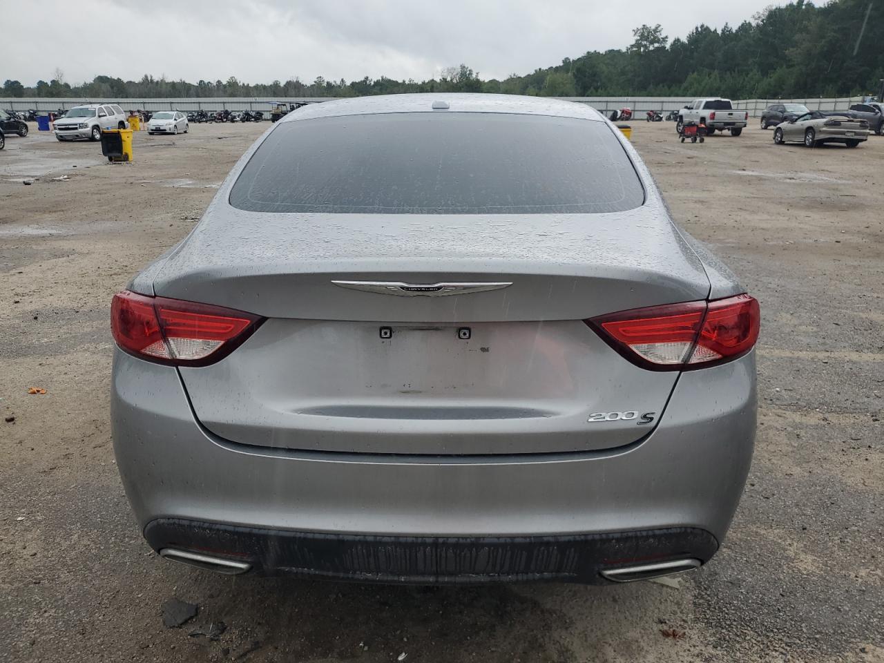 2015 Chrysler 200 S VIN: 1C3CCCBG9FN517670 Lot: 69989395
