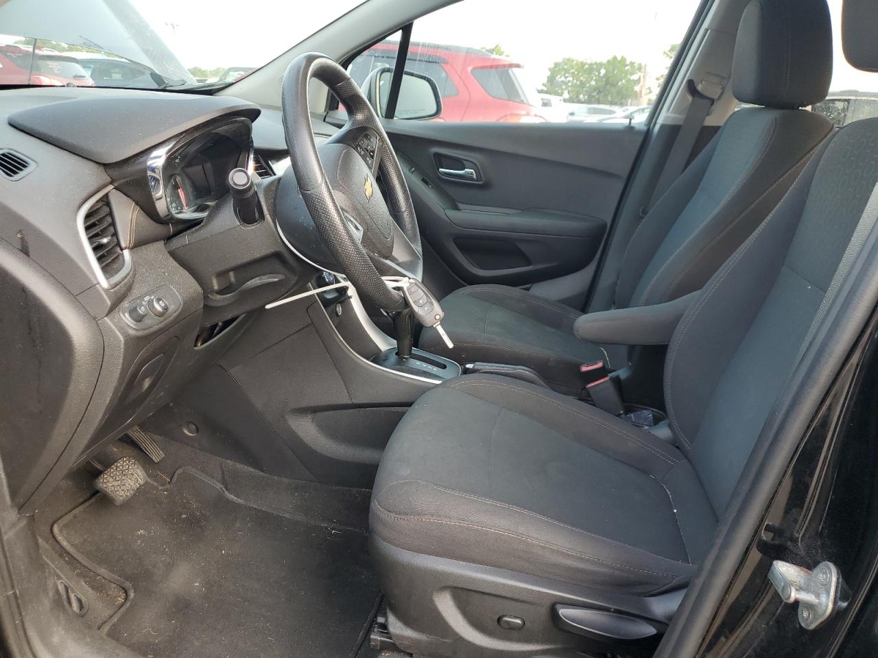 2019 Chevrolet Trax Ls VIN: 3GNCJNSB6KL399046 Lot: 69112445