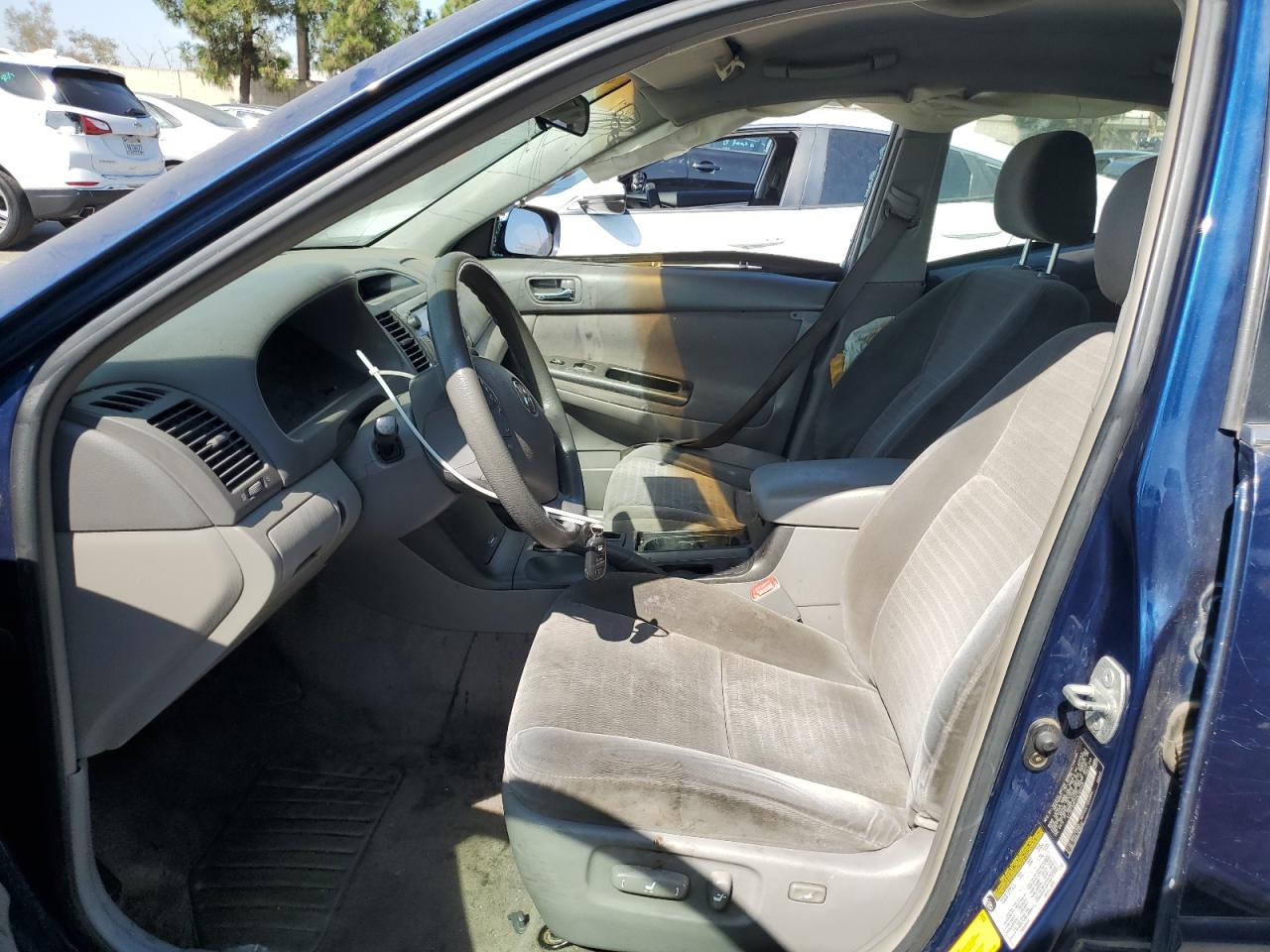 2005 Toyota Camry Le VIN: 4T1BF30K75U105429 Lot: 66518075