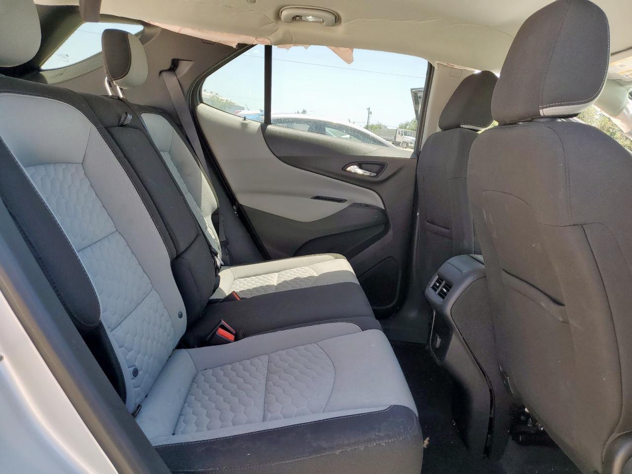 2018 Chevrolet Equinox Lt VIN: 2GNAXJEV8J6268241 Lot: 70619665