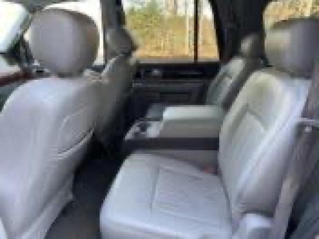 2004 LINCOLN NAVIGATOR   