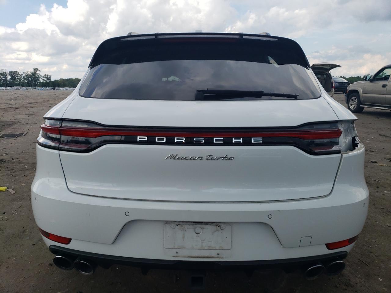 2020 Porsche Macan Turbo VIN: WP1AF2A59LLB60064 Lot: 68176055
