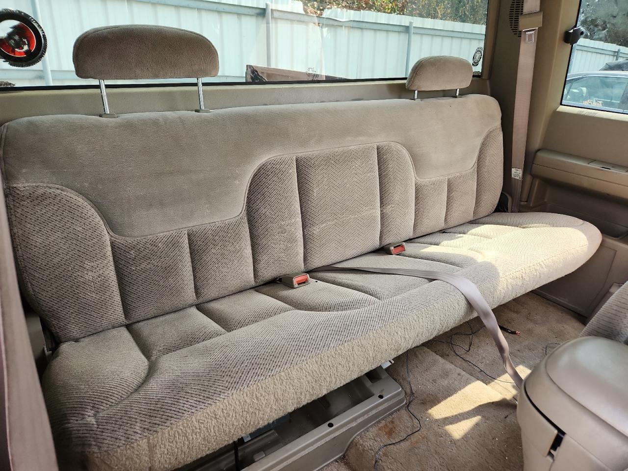 1997 Chevrolet Gmt-400 K1500 VIN: 2GCEK19R7V1177289 Lot: 67741885