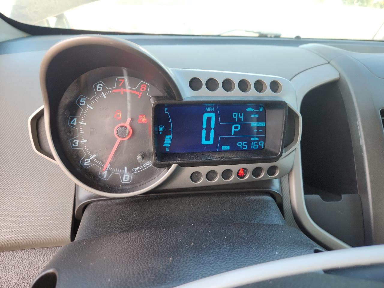 2014 Chevrolet Sonic Ls VIN: 1G1JA5SG8E4196738 Lot: 67576335