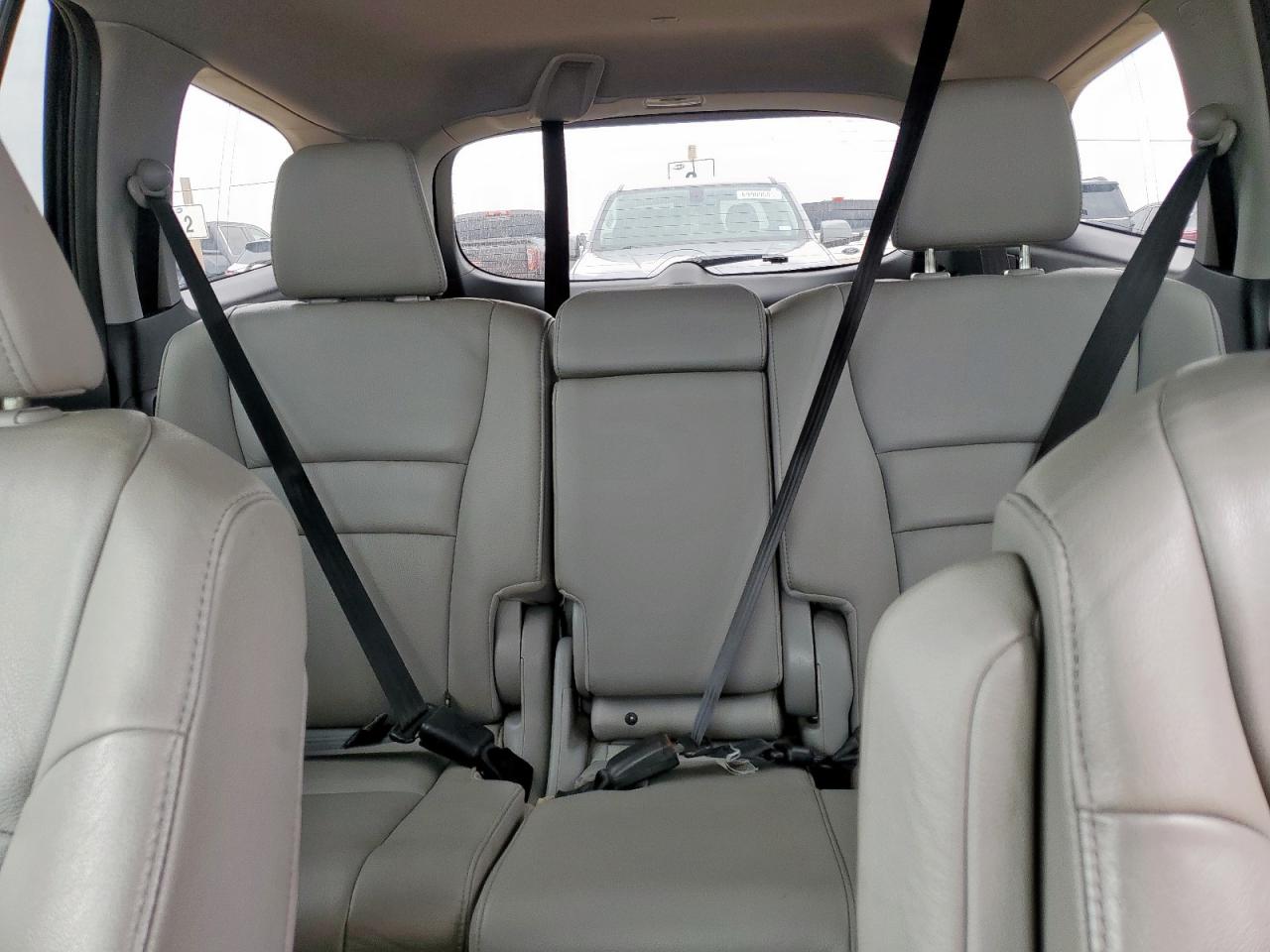 2017 Honda Pilot Touring VIN: 5FNYF6H97HB085648 Lot: 70118125