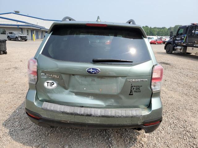  SUBARU FORESTER 2018 Zielony