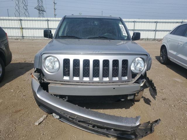  JEEP PATRIOT 2016 Серебристый