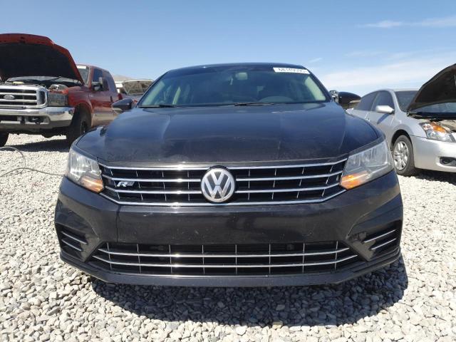  VOLKSWAGEN PASSAT 2017 Черный