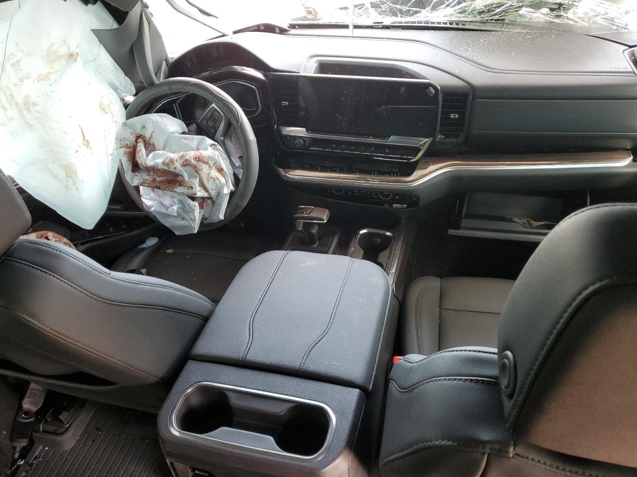 2025 Chevrolet Silverado K1500 Rst VIN: 1GCUKEE82SZ298069 Lot: 70337945