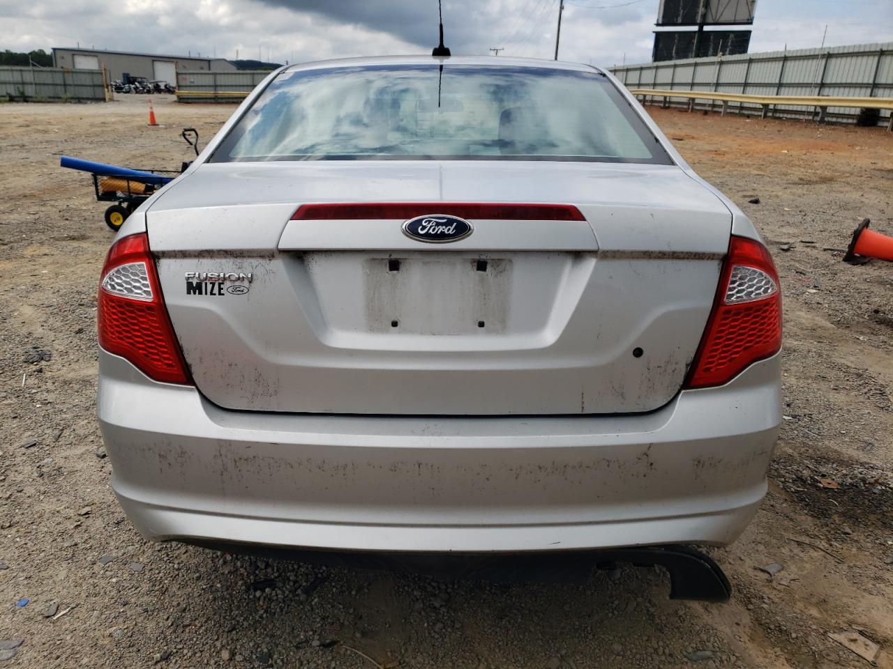 2012 Ford Fusion S VIN: 3FAHP0GA7CR173828 Lot: 67817015