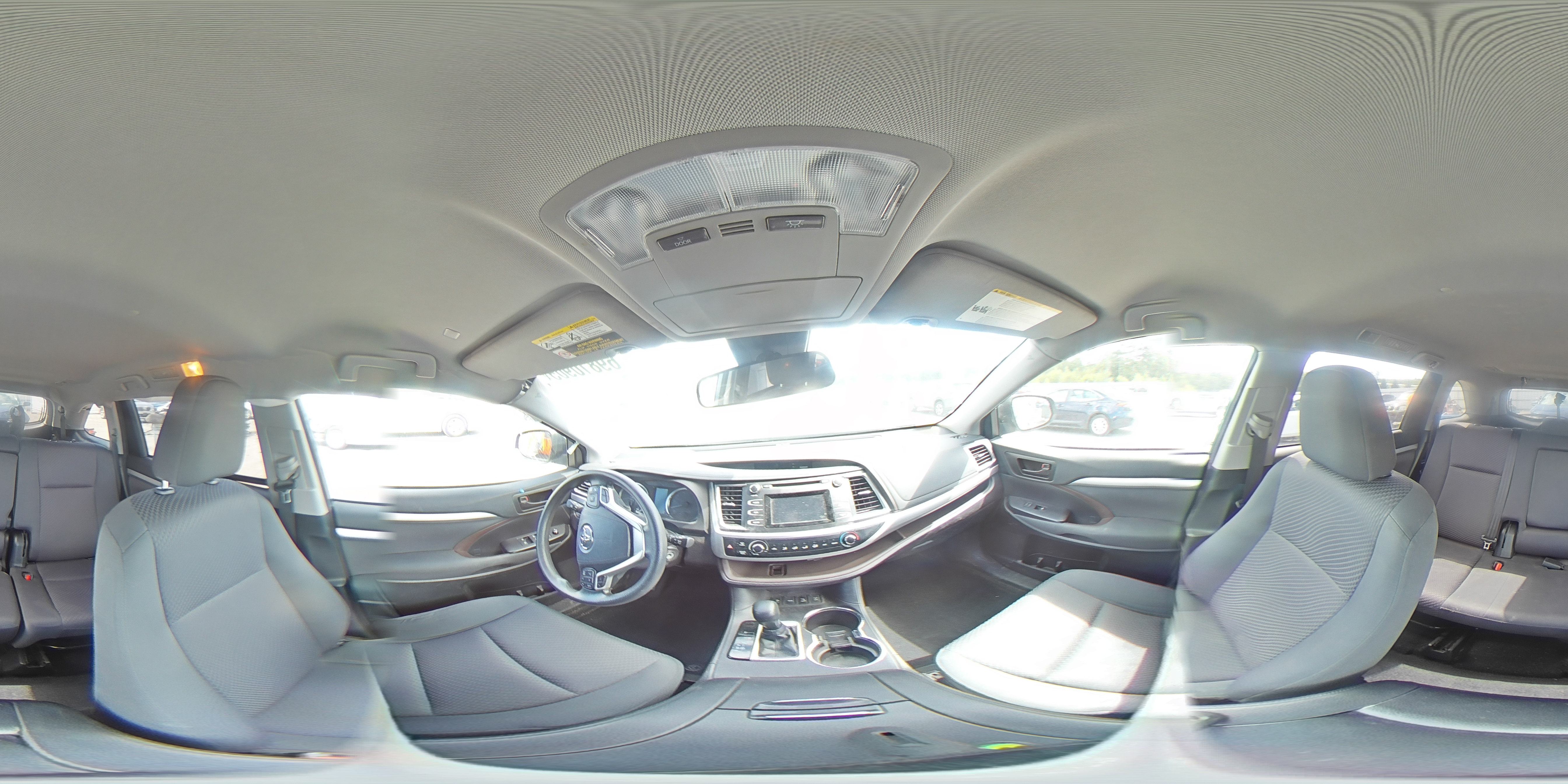 2018 Toyota Highlander Le VIN: 5TDBZRFH2JS913003 Lot: 71783015