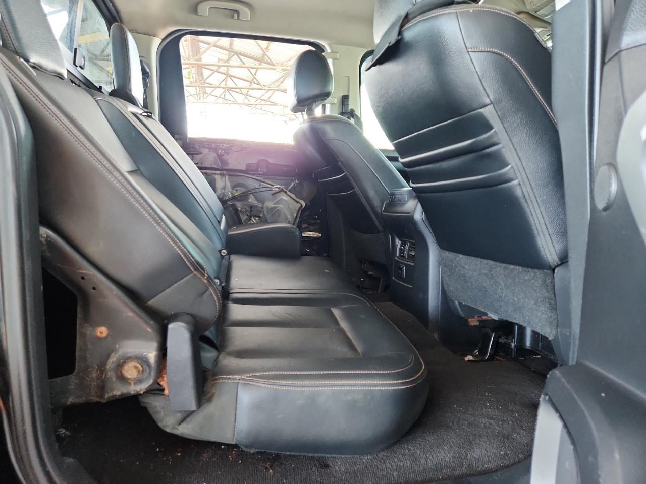 2017 Nissan Titan Sv VIN: 1N6AA1E58HN512645 Lot: 70337295