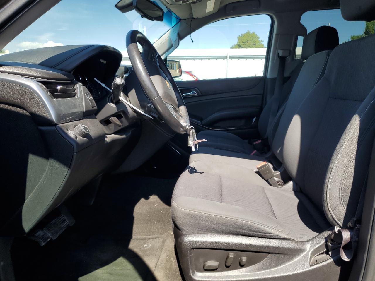 2015 Chevrolet Tahoe C1500 Ls VIN: 1GNSCAECXFR641595 Lot: 68126805