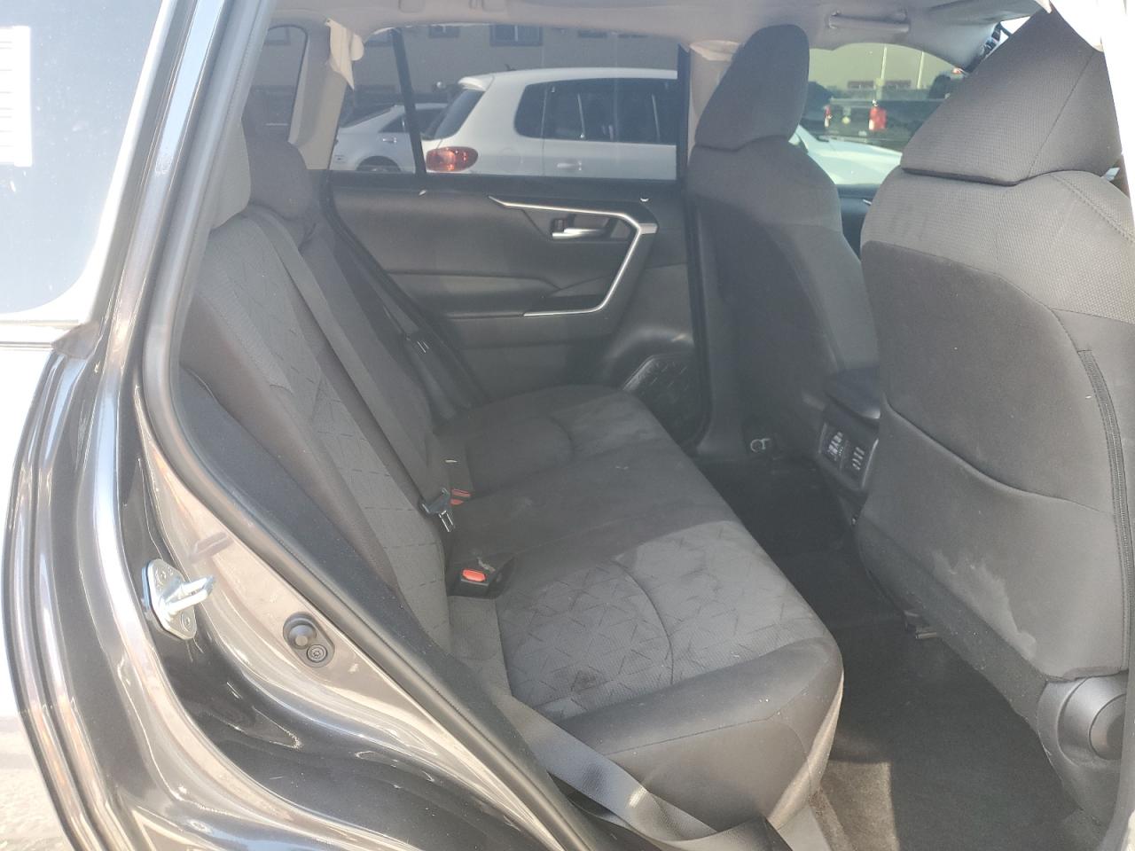 2020 Toyota Rav4 Xle VIN: 2T3W1RFV3LC073038 Lot: 69749735