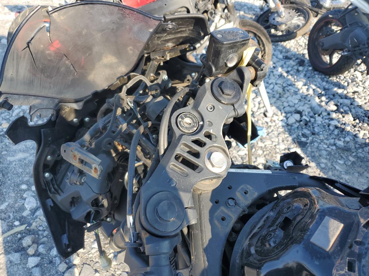 2020 Yamaha Yzfr3 A VIN: MH3RH18Y3LK004862 Lot: 69302195