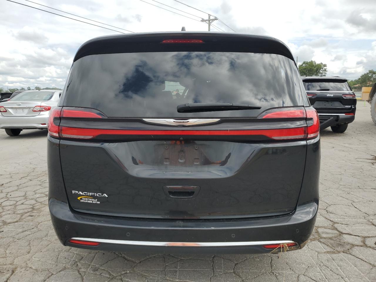 2022 Chrysler Pacifica Touring L VIN: 2C4RC1BG3NR117700 Lot: 67019345
