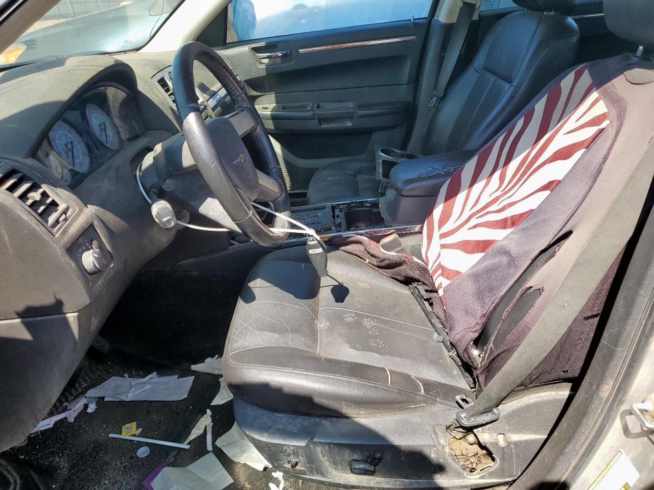 2008 Chrysler 300 Touring VIN: 2C3KA53G88H322831 Lot: 90254355