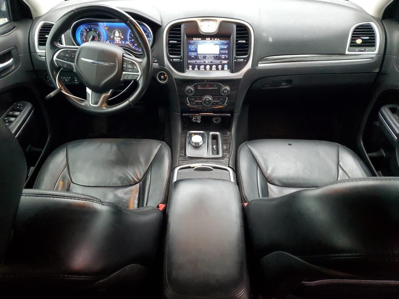 2015 Chrysler 300 Limited VIN: 2C3CCAAG3FH881596 Lot: 70319135