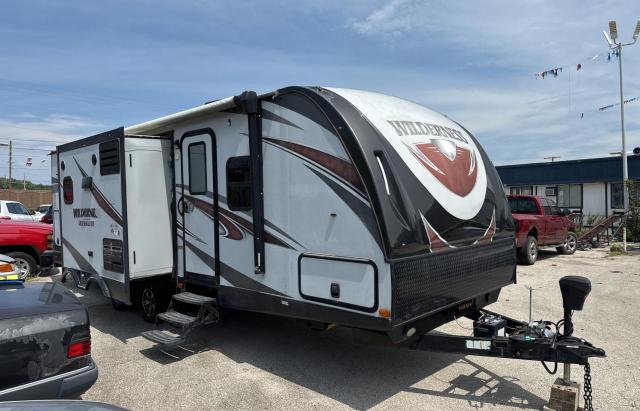 2018 HEAR WILDERNESS - RVS SLIDE-IN CAMPER à vendre chez Copart KS - KANSAS CITY