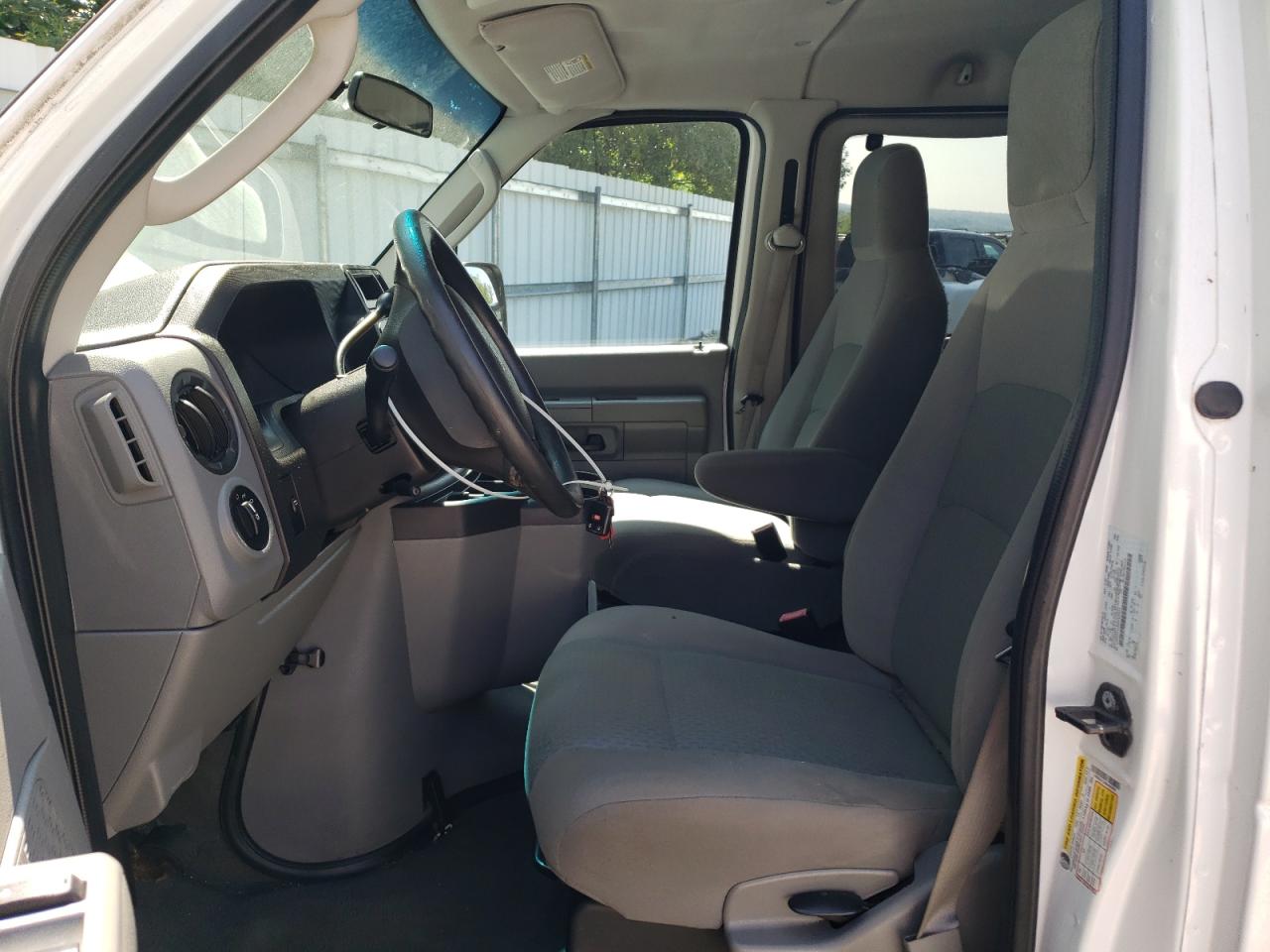 2009 Ford Econoline E350 Super Duty Wagon VIN: 1FBSS31L69DA26285 Lot: 68154795