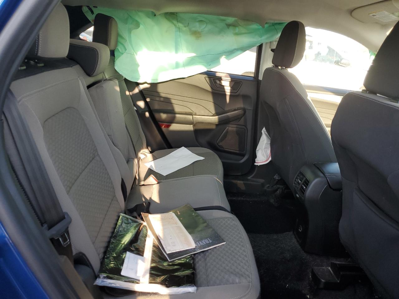 2022 Ford Escape Se VIN: 1FMCU0G64NUB05695 Lot: 70598175