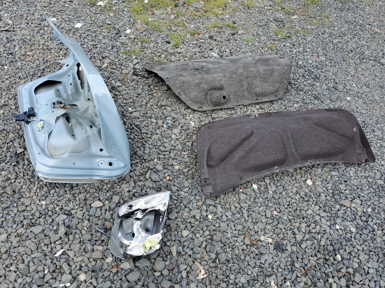 2005 Toyota Camry Le VIN: 4T1BE30K25U618056 Lot: 70549015