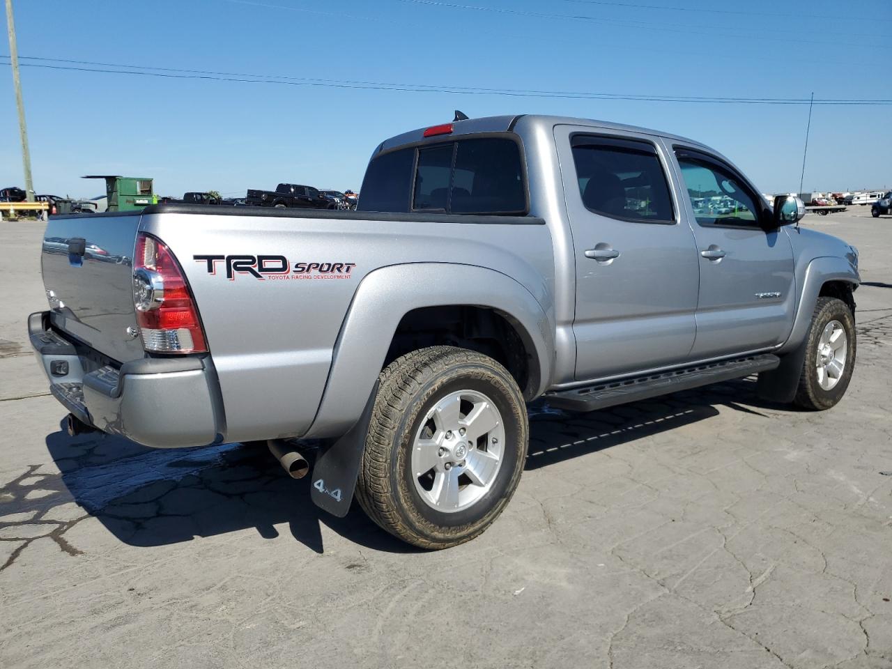 2015 Toyota Tacoma Double Cab silver null gas 3TMLU4EN1FM178647 photo #4