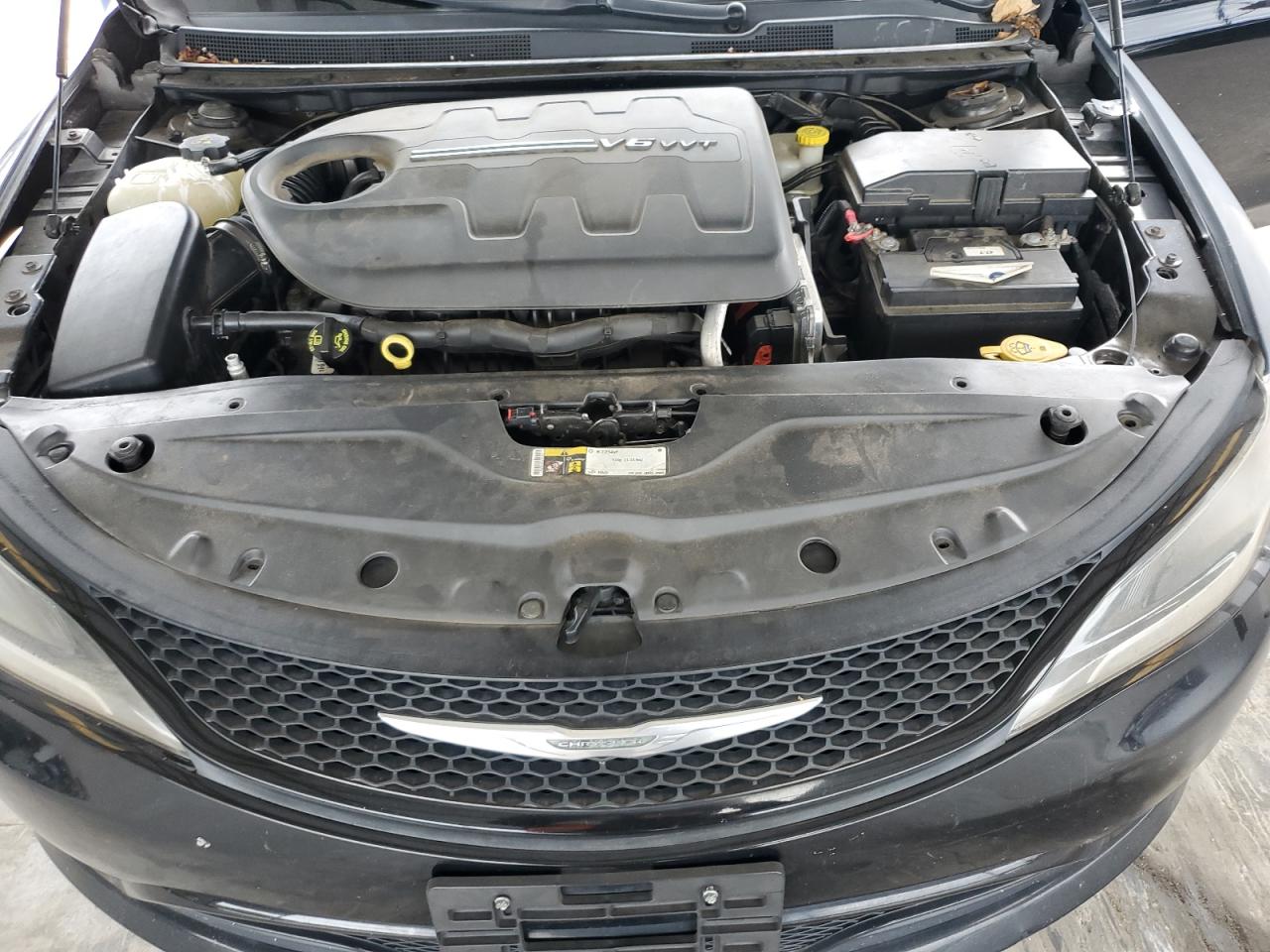 2015 Chrysler 200 S VIN: 1C3CCCBG5FN614364 Lot: 67464975