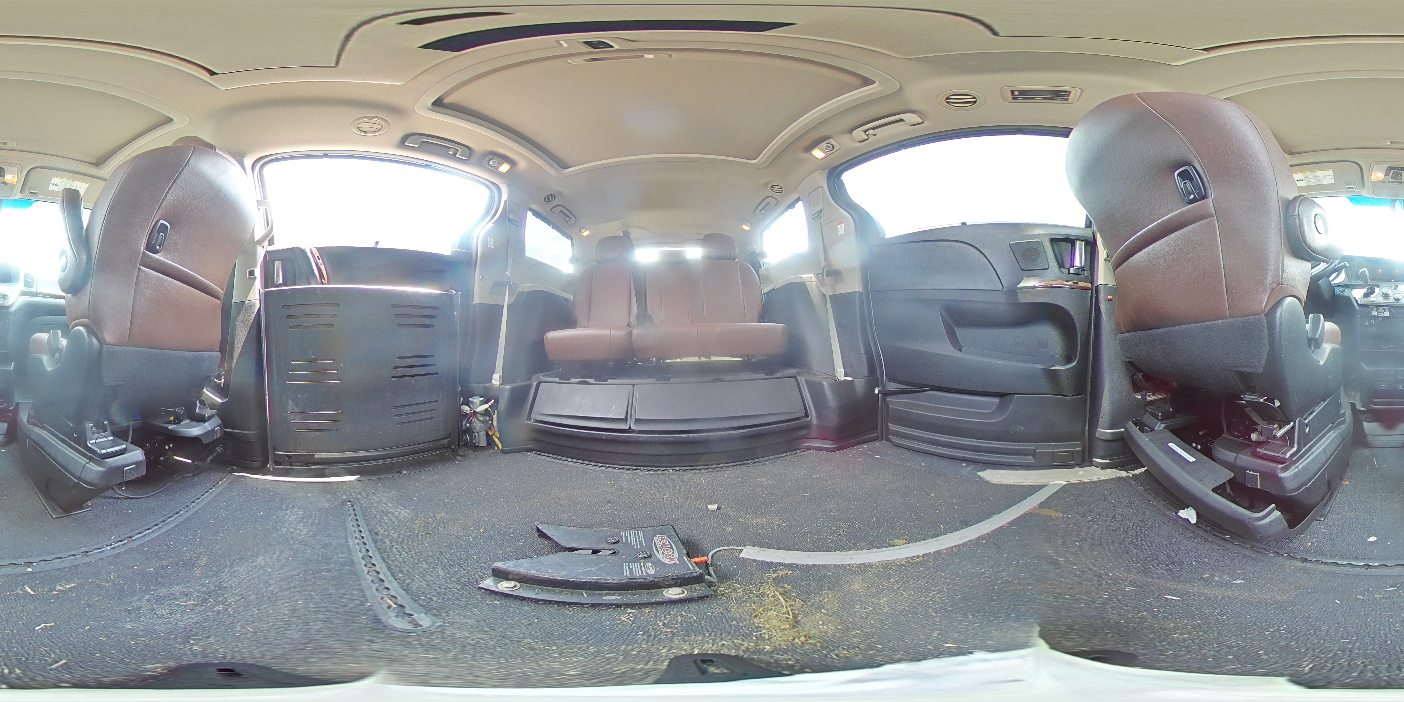 2016 Toyota Sienna Xle VIN: 5TDYK3DC2GS763308 Lot: 70422435