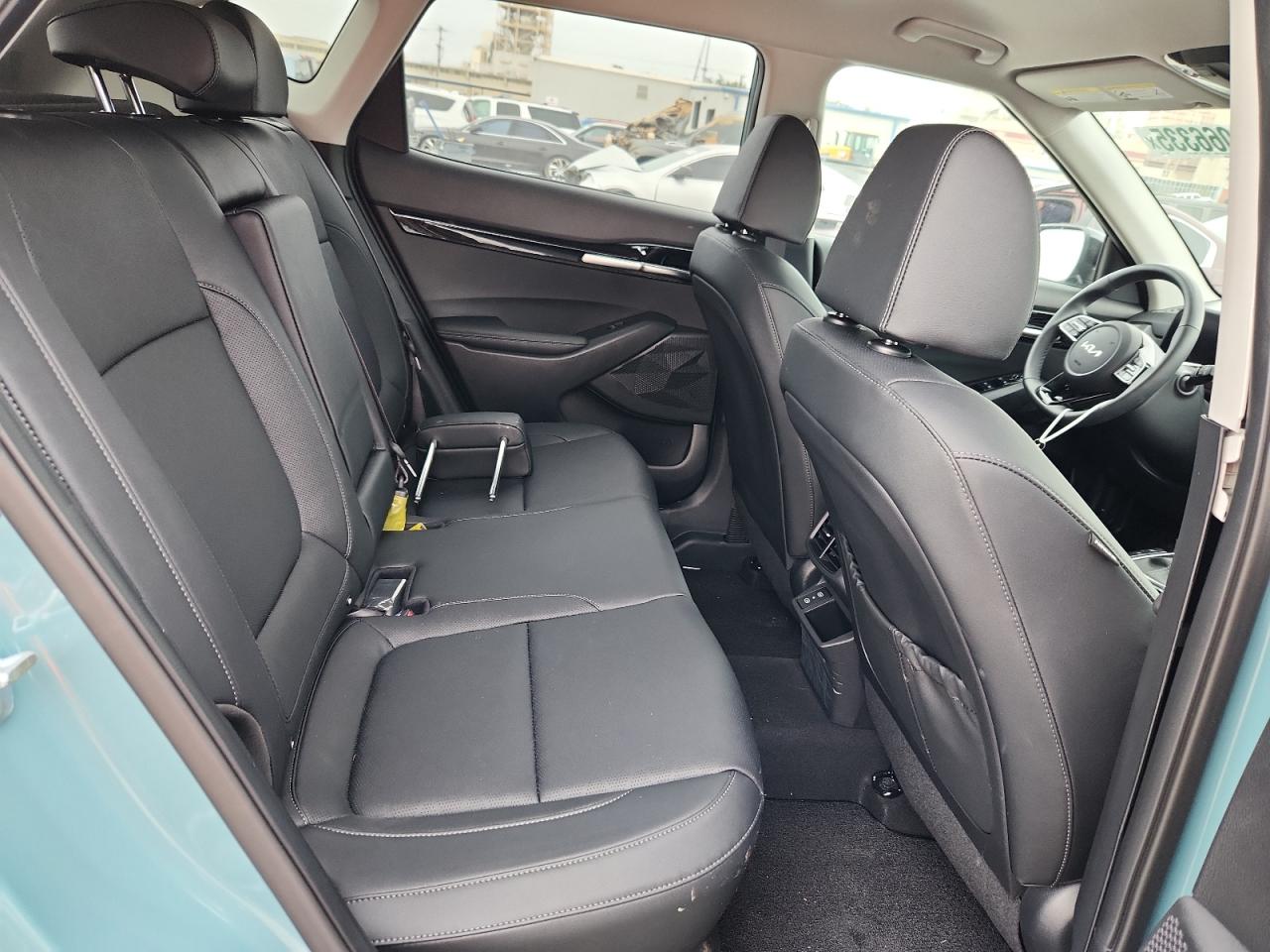 2025 Kia Seltos Sx VIN: KNDETCA77S7695176 Lot: 71066335