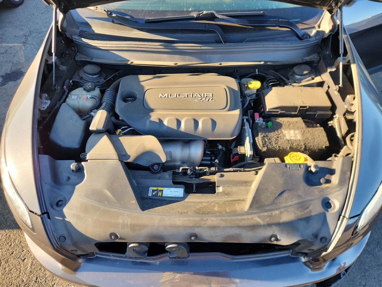 2017 Jeep Cherokee Latitude VIN: 1C4PJMCB8HW565184 Lot: 70175745