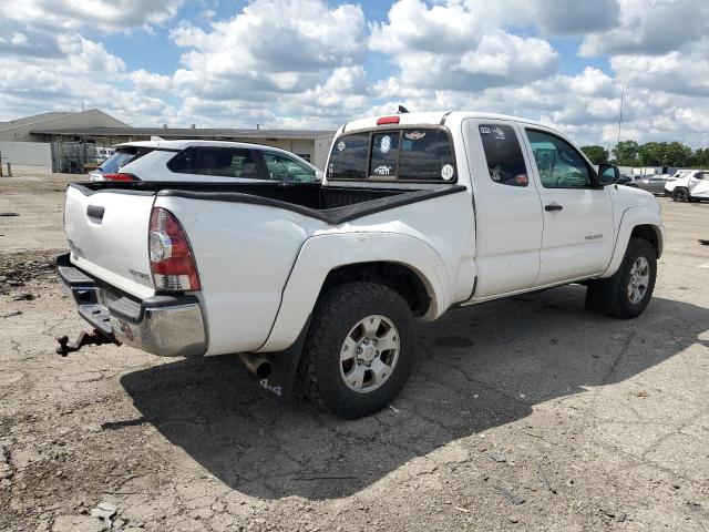  TOYOTA TACOMA 2015 White
