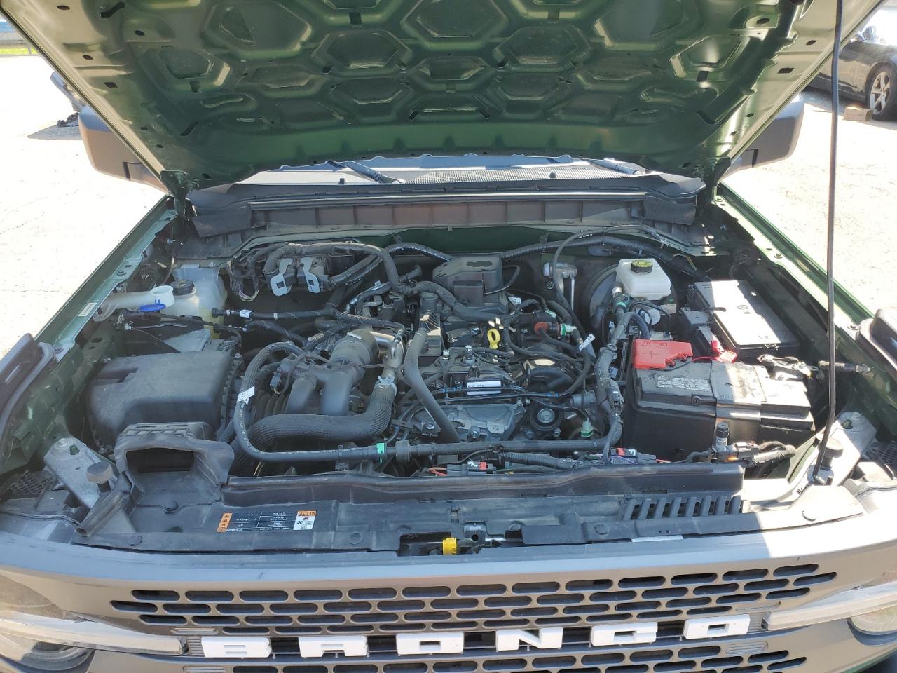 2022 Ford Bronco Base VIN: 1FMEE5DHXNLB75555 Lot: 70328495